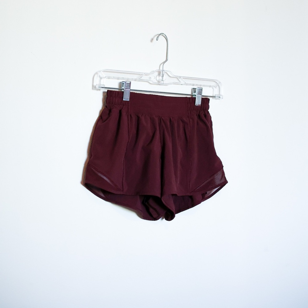 Lululemon Hotty Hot Shorts - 4 Tall